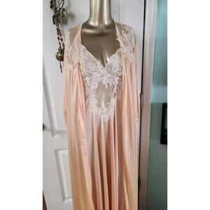 Vintage Kayser Nightgown And Robe Peach Light Pinkish. See Pics Minor Flaw Sz.L